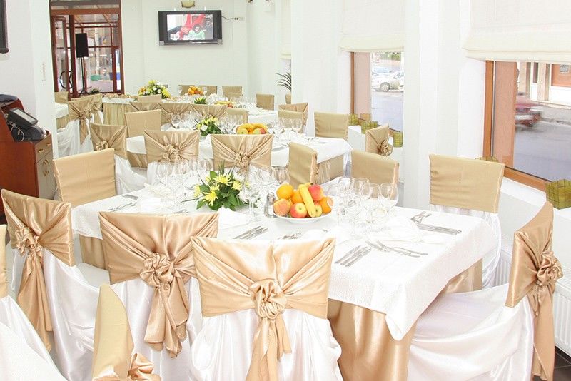 בוקרשט Hotel Reina מראה חיצוני תמונה